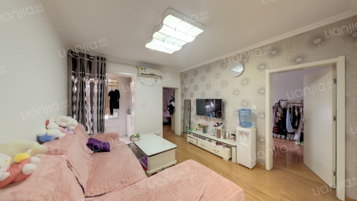 雅荷四季城AH区二手房实景图