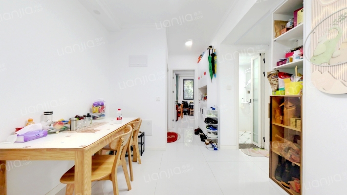 宁夏路二手房实景图