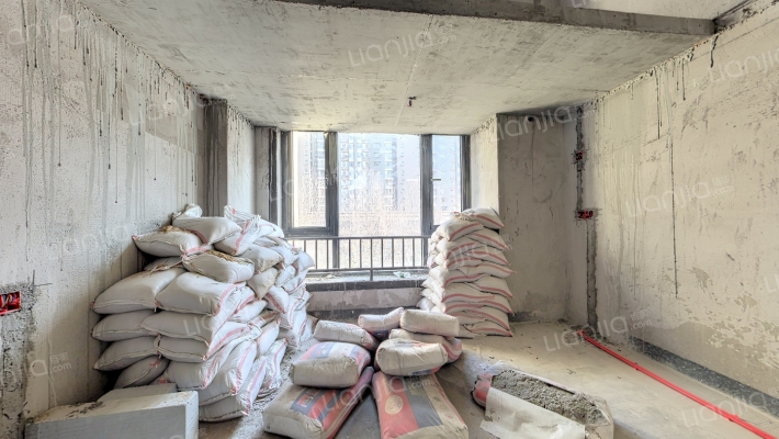 保利云上二手房实景图