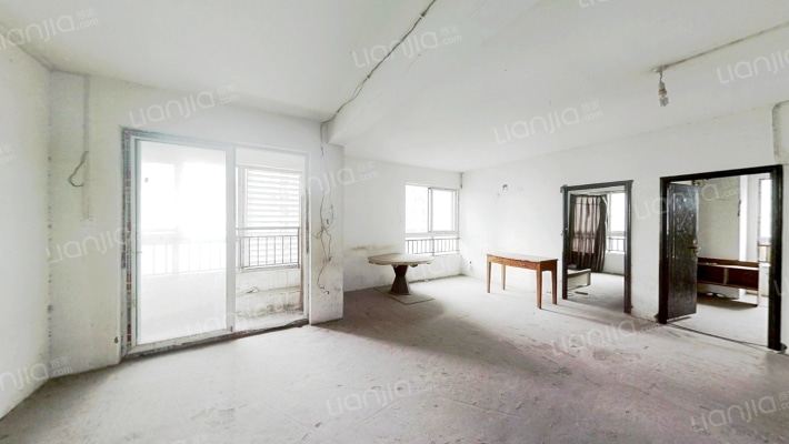 临江佳园二手房实景图