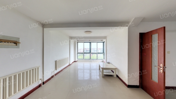 银泰名都花园二手房实景图