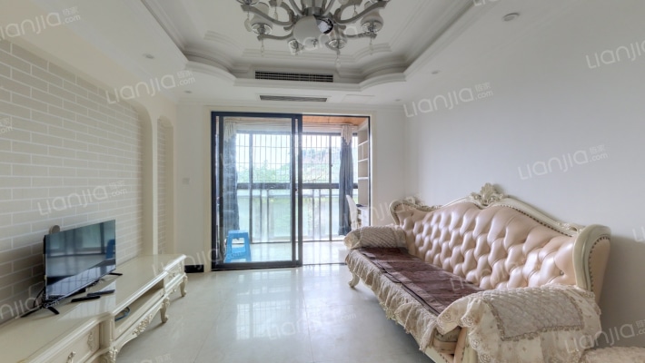 凰腾金龙尚园二手房实景图