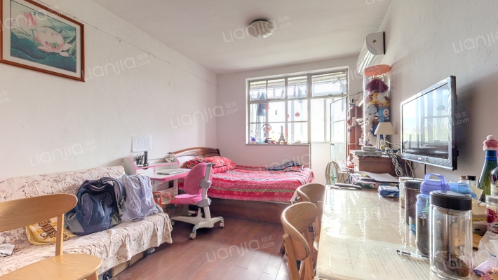 国顺路400弄二手房实景图