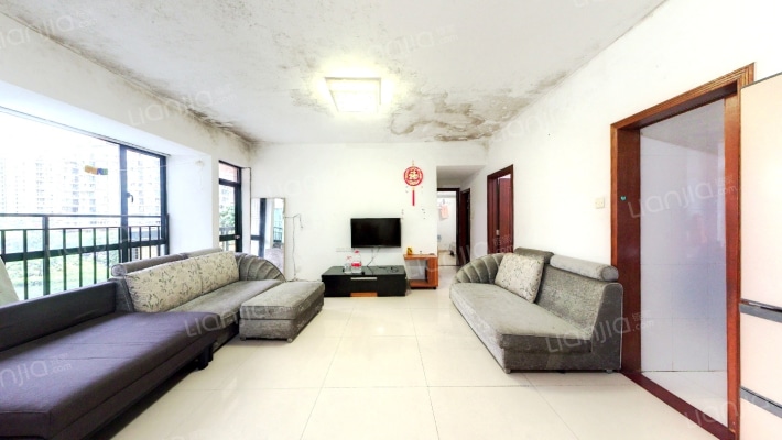 富华广场三期二手房实景图