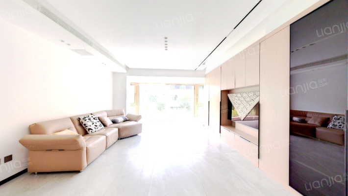 新世界卓铸二手房实景图