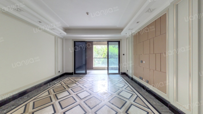 滨江领樾二手房实景图