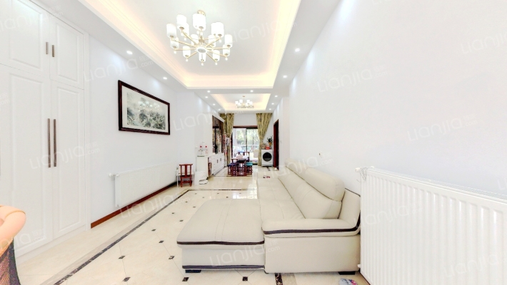 恒大翡翠华庭C区二手房实景图