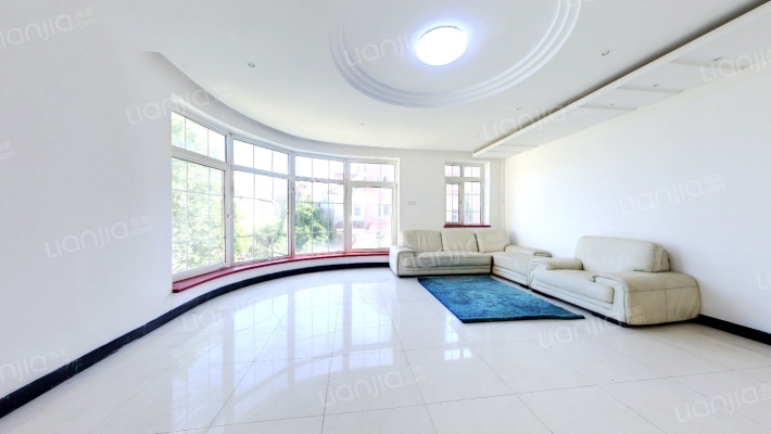 天润别墅二手房实景图