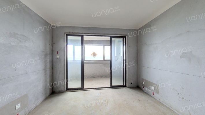 金鹏珑璟台二手房实景图