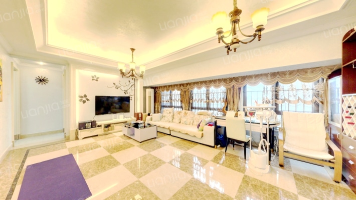 万科翡丽郡三期二手房实景图