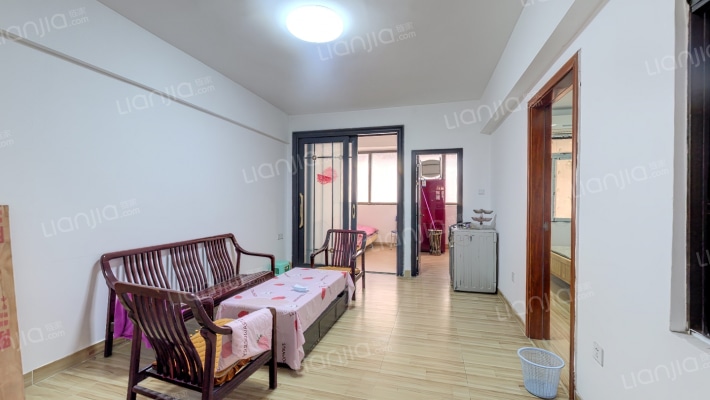 东珠楼二手房实景图