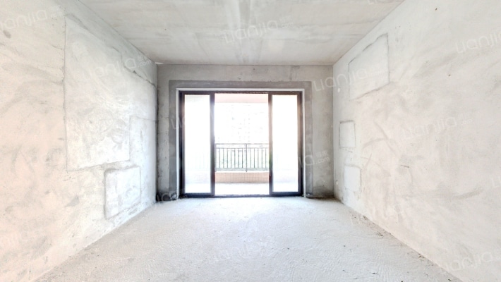 奥园公园一号湖岸豪庭二手房实景图