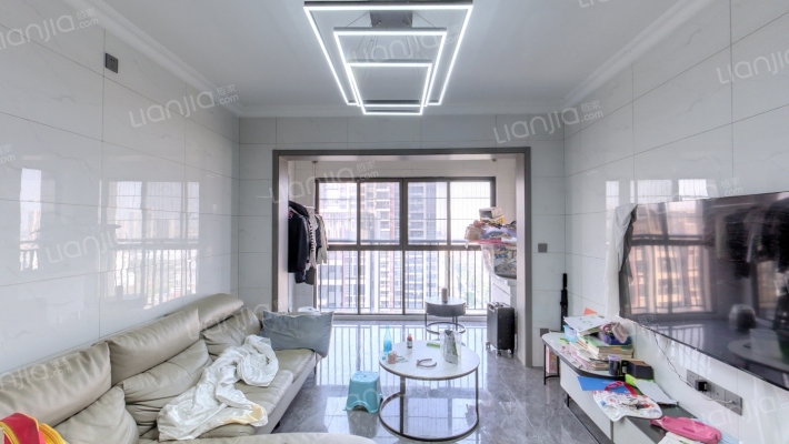 富元君澳豪庭二手房实景图