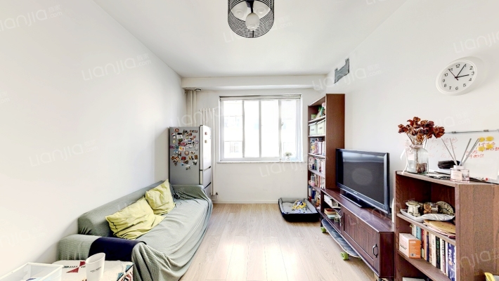 法源寺西里小区二手房实景图