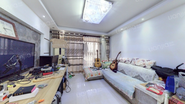 新兴家园二手房实景图