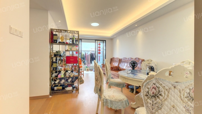 新力琥珀园二手房实景图