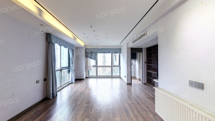 龙湖水晶星座二手房实景图