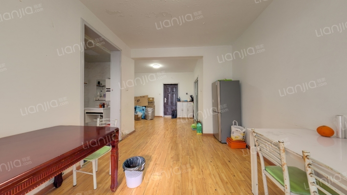 堰湖山庄西区二手房实景图