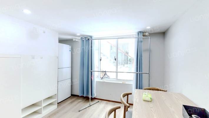 莱茵商厦二手房实景图