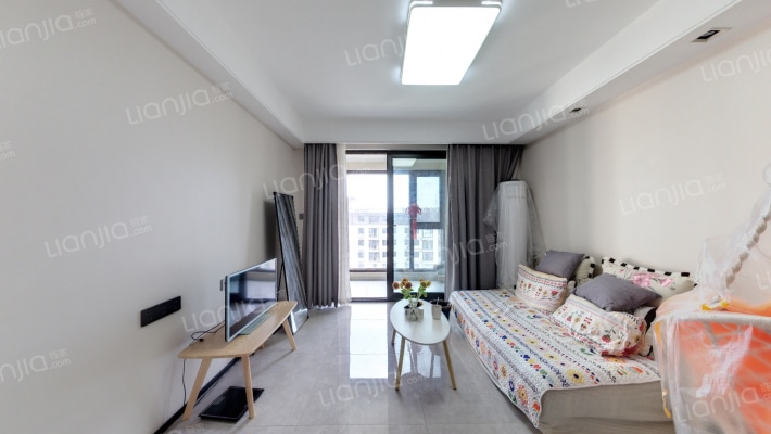 万科中南翡翠江湾二手房实景图