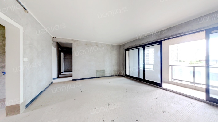 鲁能泰山7号七街区二手房实景图