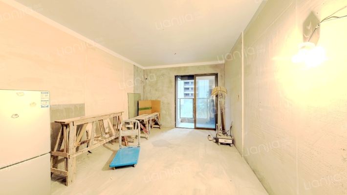 澜悦花园A1区二手房实景图