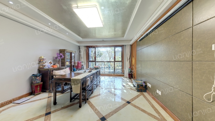 九英里颢苑二手房实景图