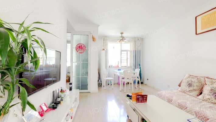 中房馨街里二手房实景图