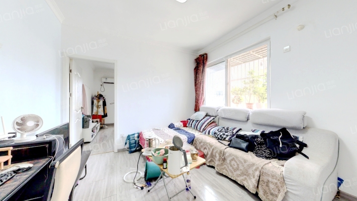 林湖景苑小区二手房实景图