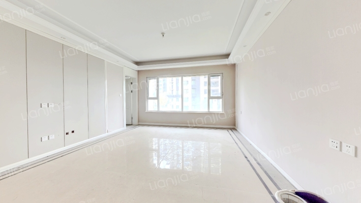 雍锦湾二手房实景图