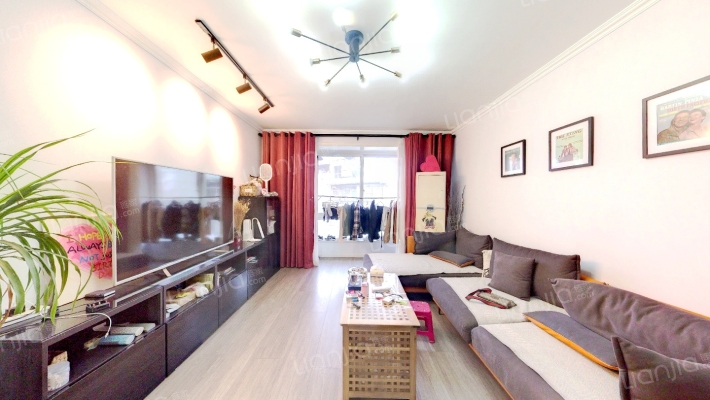 东泰苑二手房实景图