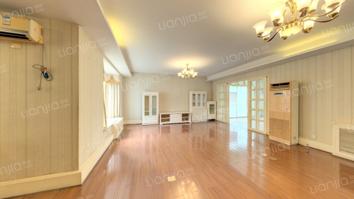 八方小区D区二手房实景图