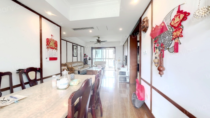 新世界常青二分之一中心二手房实景图