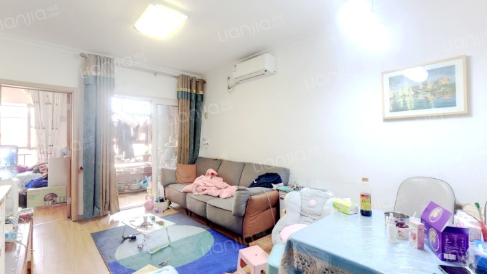 万科城紫兰苑二手房实景图