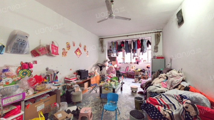 斗山花苑二手房实景图