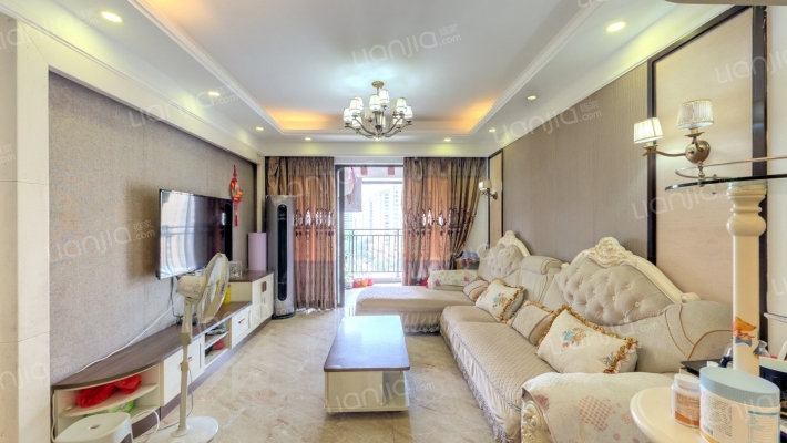 富和名都二期二手房实景图