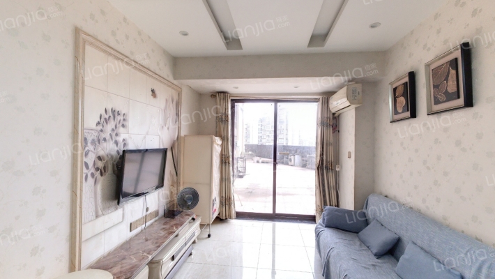 中航翡翠城二期二手房实景图