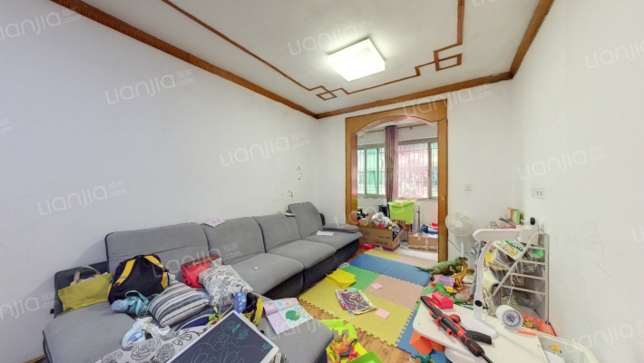 逸然阁住宅区二手房实景图