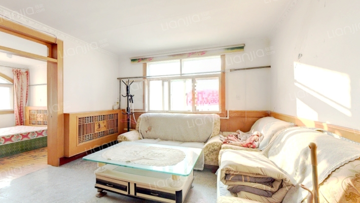 华城路四小区二手房实景图