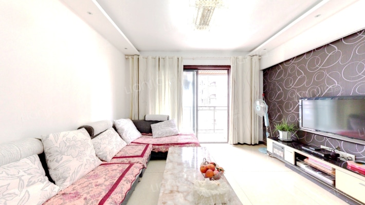 沛鑫四季香山小区二手房实景图