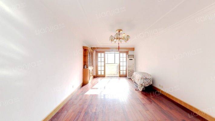 中乒公寓二手房实景图