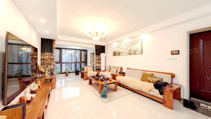 泰鸿听澜湾二手房实景图