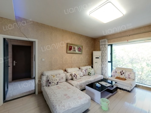 整租·保利公园198百合郡 3室2厅 东南