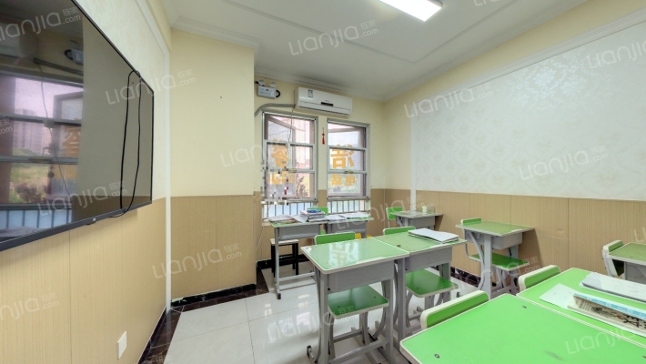 鸿府公馆二手房实景图