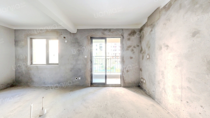 正荣世茂棠悦山南二手房实景图