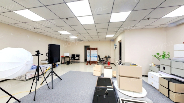 金河国际商务二手房实景图