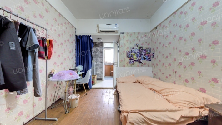 竹山路268号二手房实景图