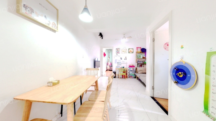 新升新苑二手房实景图