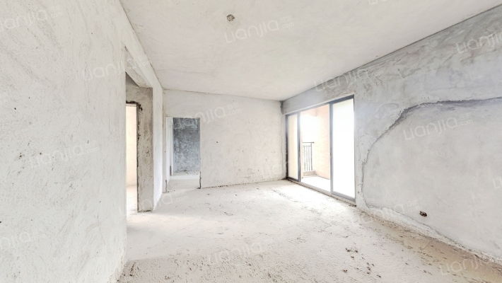 碧桂园翡翠山二手房实景图