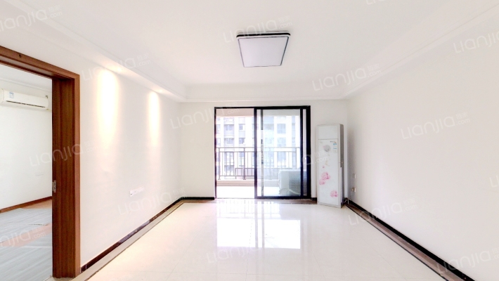 保利和光一期东区二手房实景图